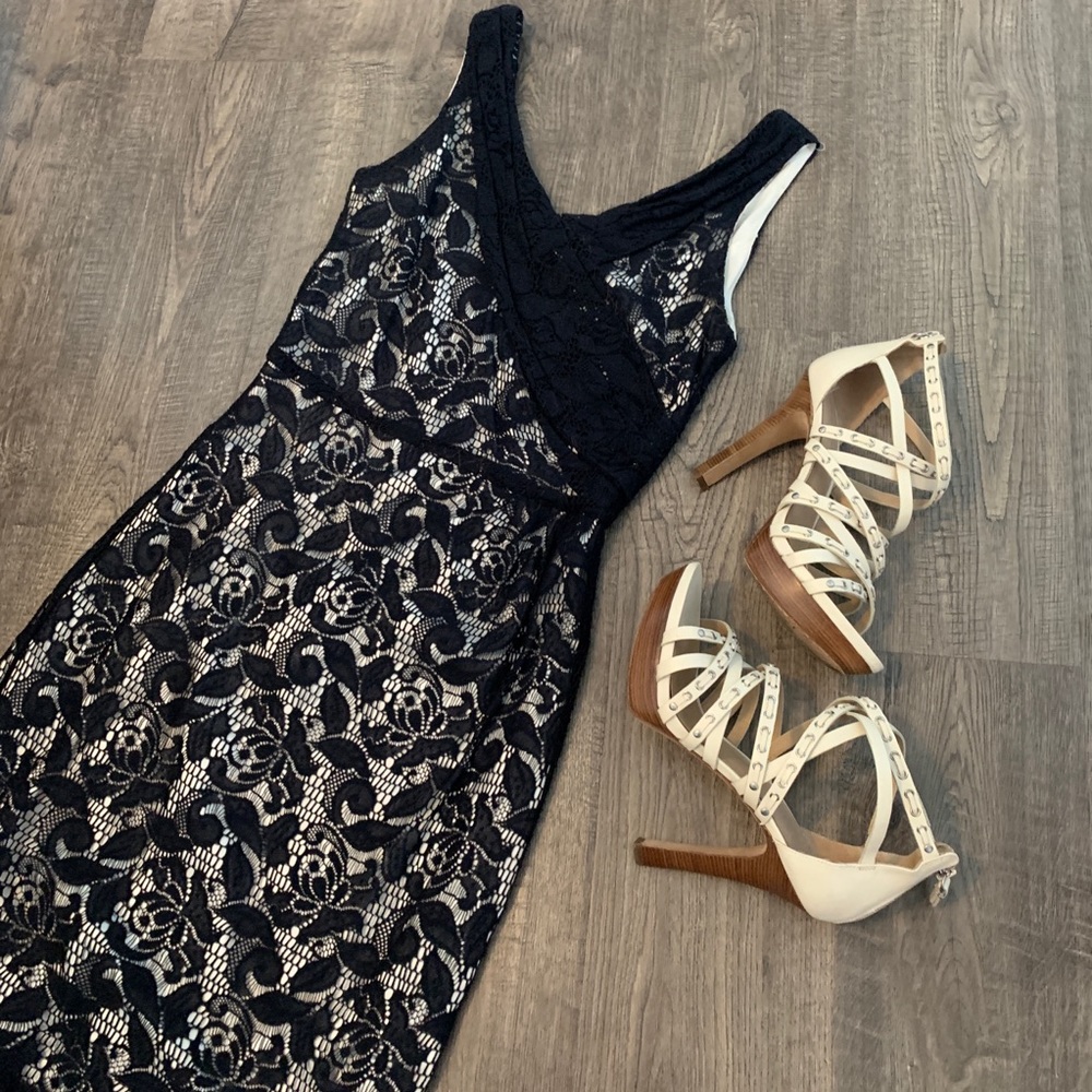 ✨Antonio Melani Navy & White Lace Dress Size 0